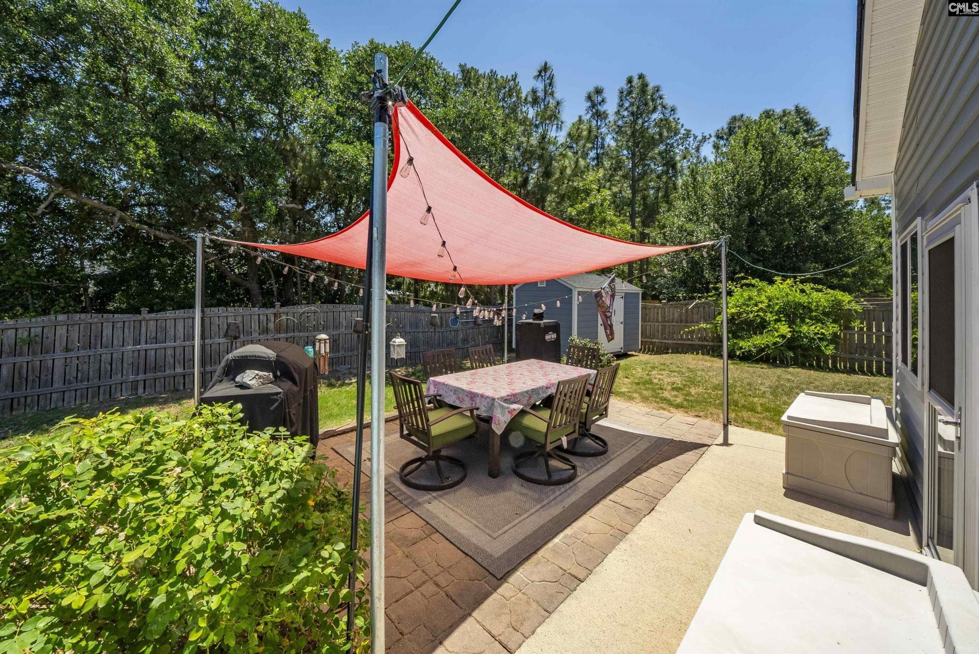 220 Glossy Green Lane Photo 36
