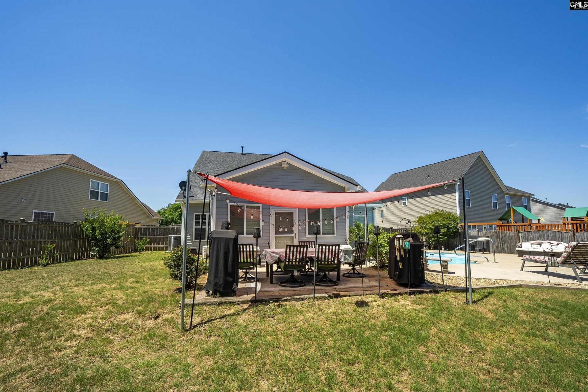 220 Glossy Green Lane Photo 38