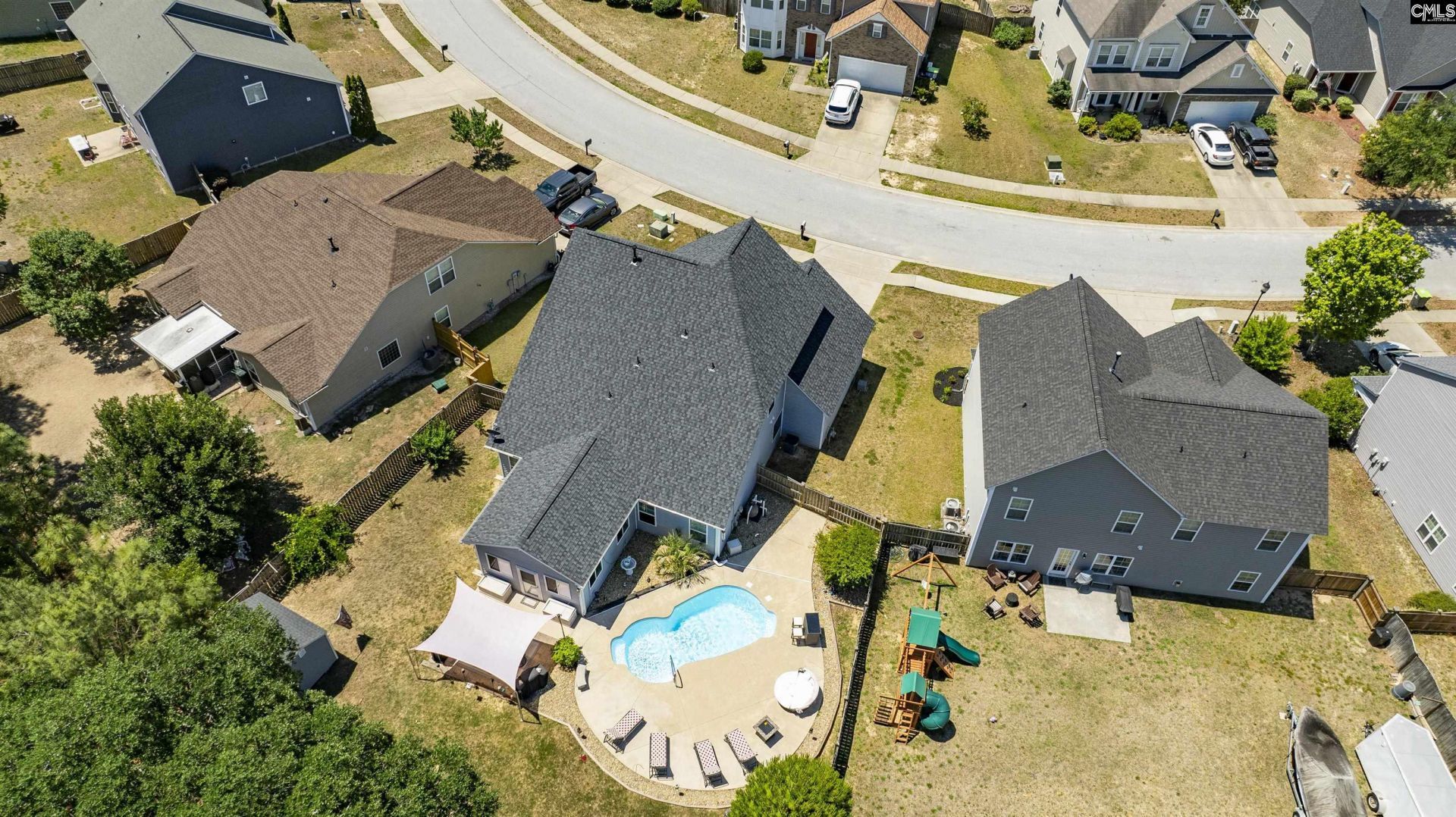 220 Glossy Green Lane Photo 42
