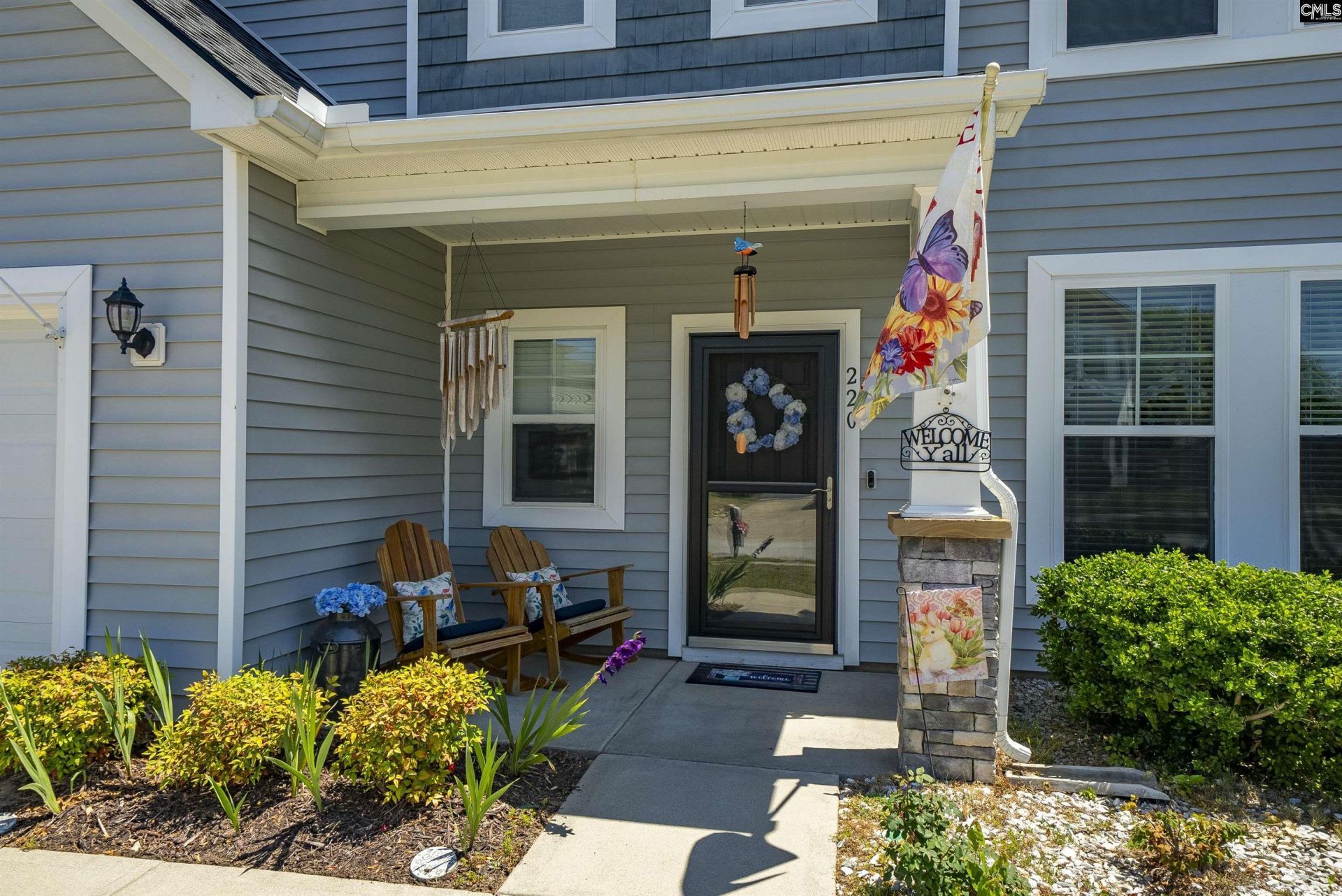 220 Glossy Green Lane Photo 5