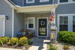220 Glossy Green Lane photo 4