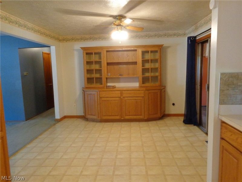 26920 Adele Lane, Olmsted Falls, OH 44138 Photo 9