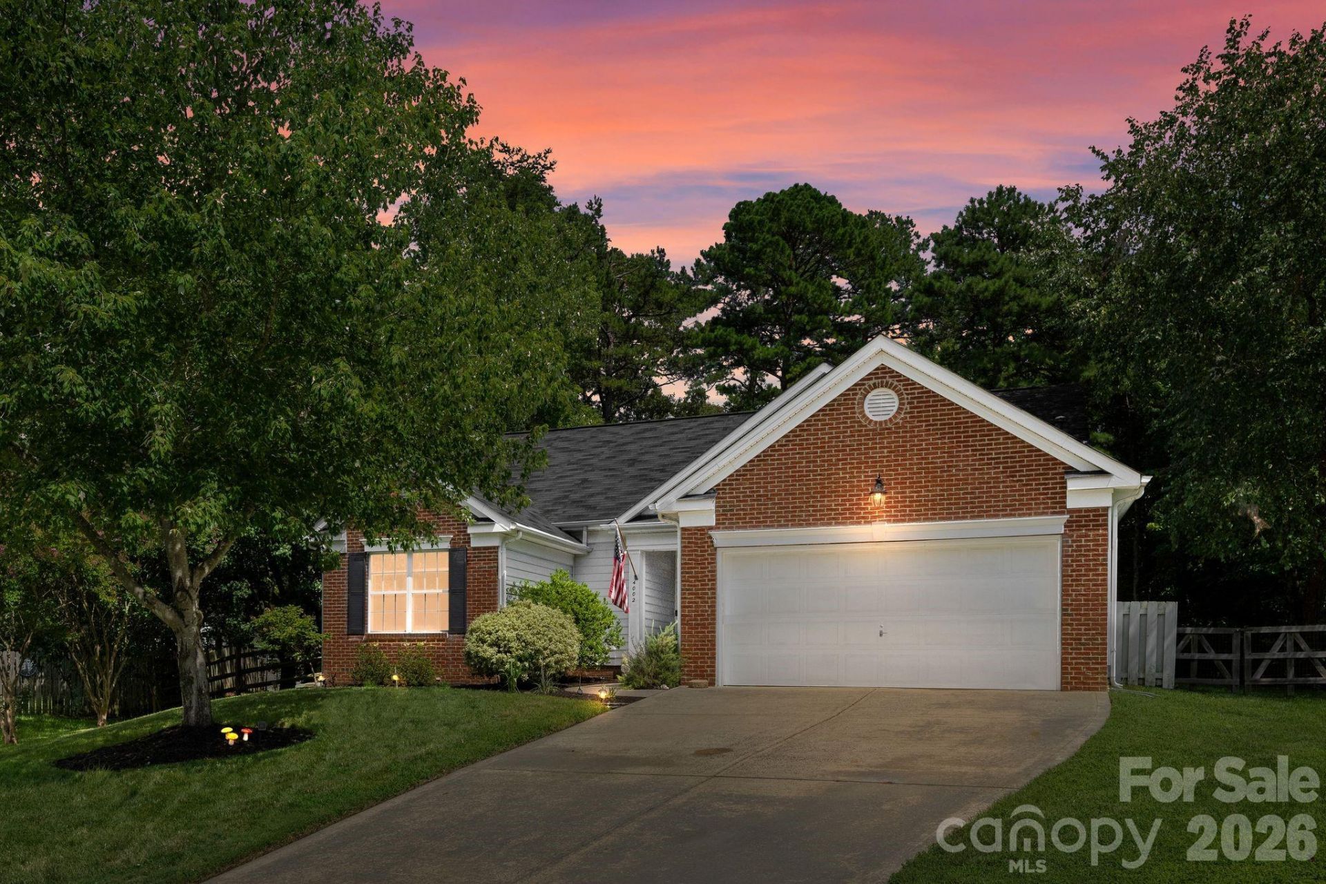 4002 Canbury Court, Charlotte, NC 28269 Main Photo