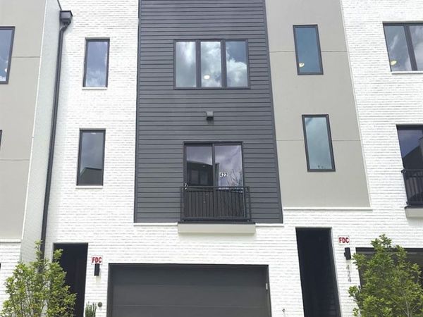 422 Cedar Dust Drive , Decatur, GA 30030
