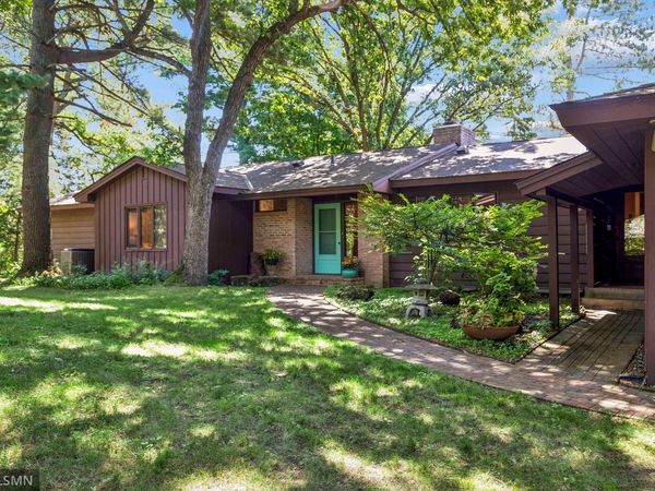 45 Evergreen Road, Dellwood, MN 55110