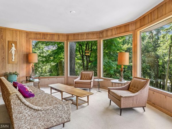 45 Evergreen Road, Dellwood, MN 55110