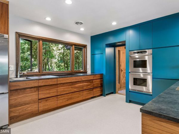 45 Evergreen Road, Dellwood, MN 55110