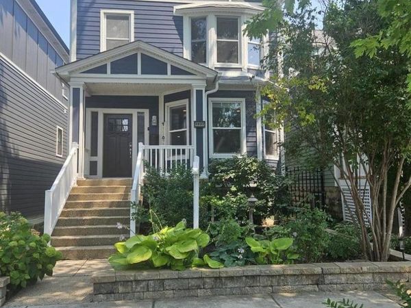 4937 N Bell Avenue, Chicago, IL 60625