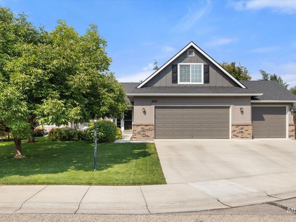 4275 N Rhodes Ave, Meridian, ID 83646