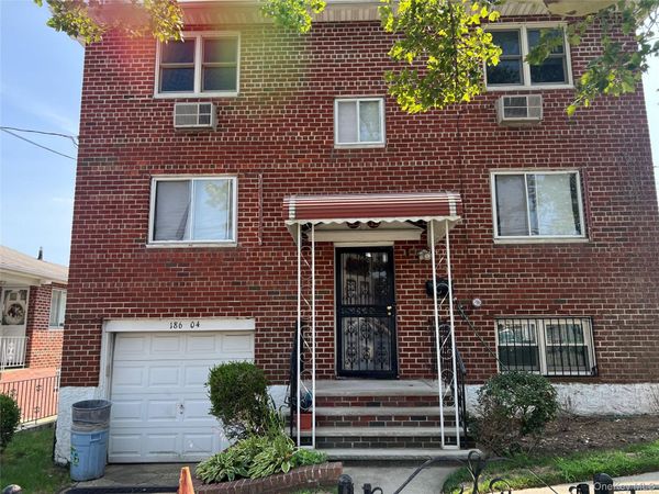 18604 140th Avenue , Springfield Gardens, NY 11413