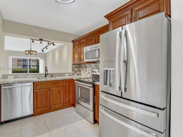 9537 Weldon Cir , Unit I109, Tamarac, FL 33321