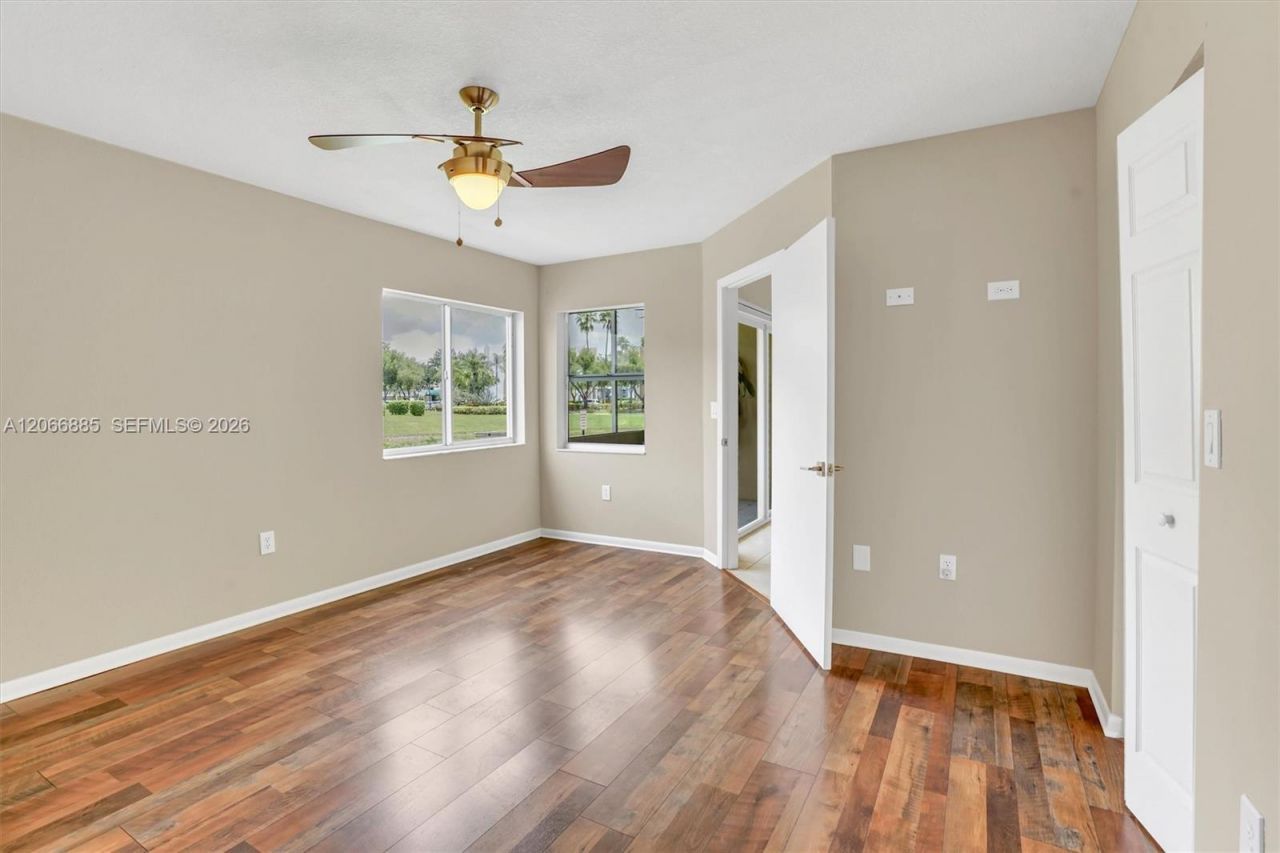 9537 Weldon Cir , Unit I109, Tamarac, FL 33321 Photo