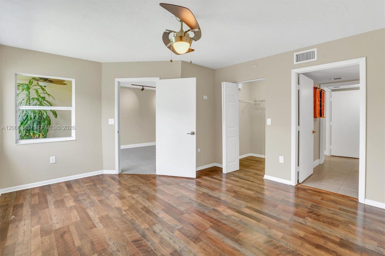 9537 Weldon Cir , Unit I109, Tamarac, FL 33321 Photo