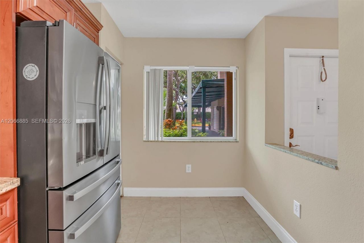 9537 Weldon Cir , Unit I109, Tamarac, FL 33321 Photo