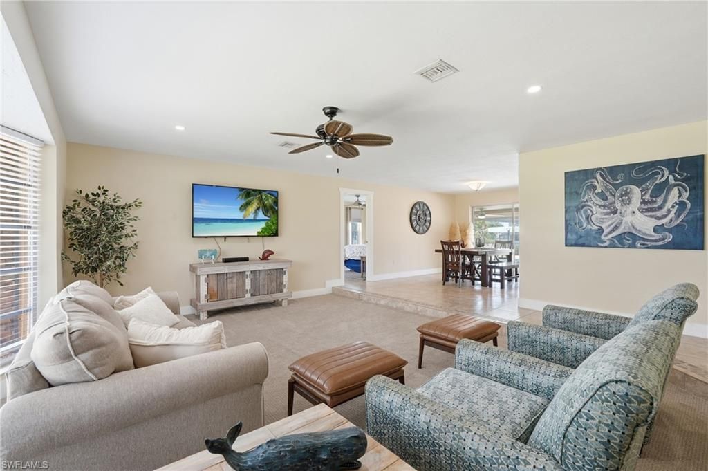 418 Avalon Dr, Cape Coral, FL 33904 Photo
