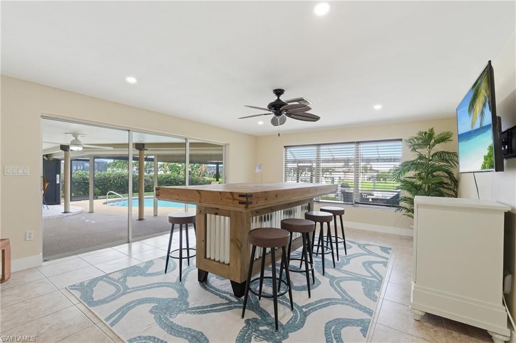 418 Avalon Dr, Cape Coral, FL 33904 Photo