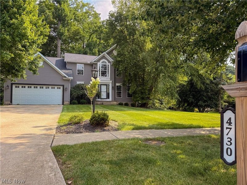 4730 Squire Drive, Sagamore Hills, OH 44067 Photo 1