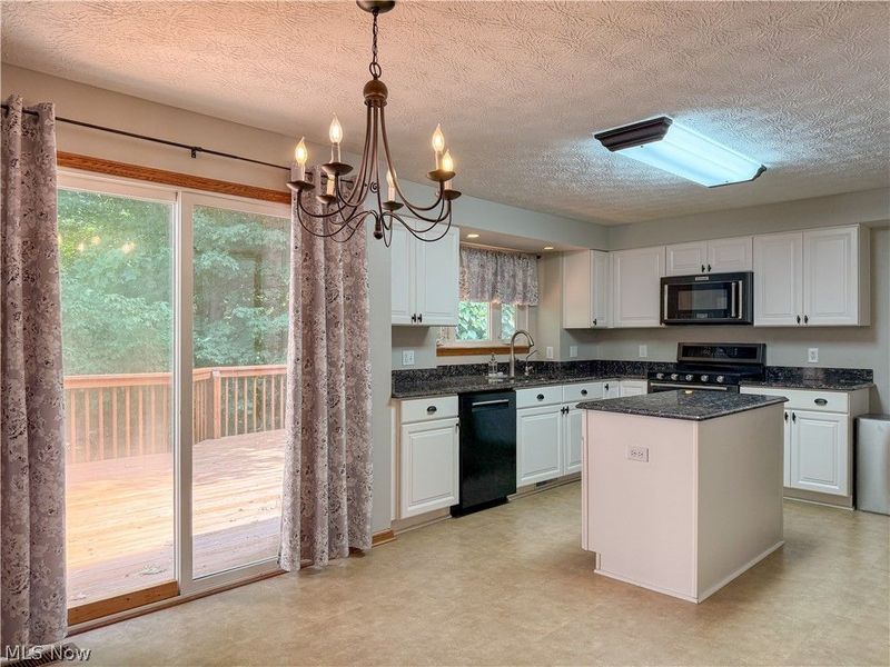 4730 Squire Drive, Sagamore Hills, OH 44067 Photo 12