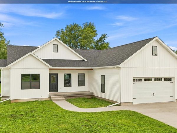 209 Laci Dru Drive, Mediapolis, IA 52637