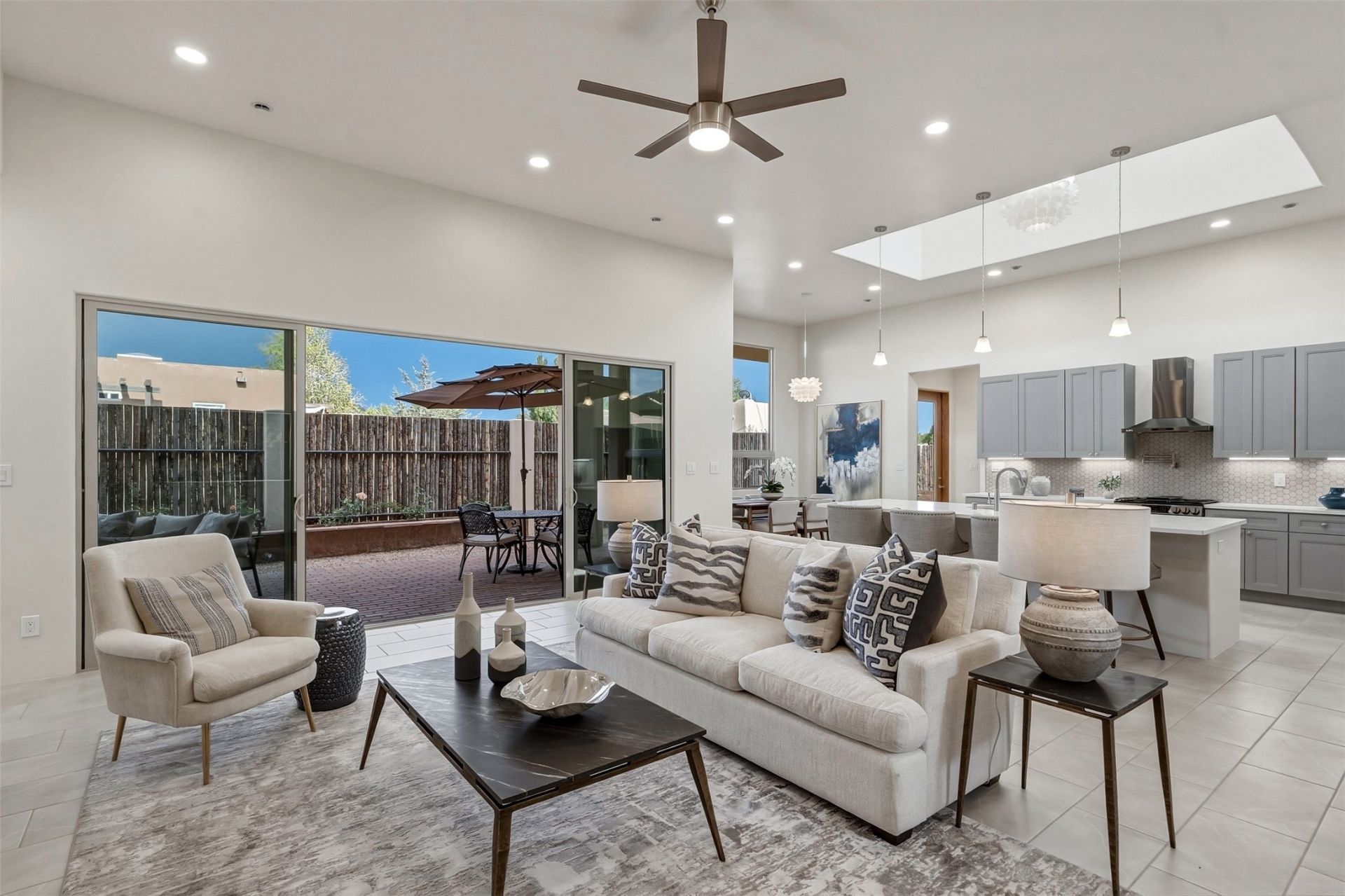 36 Pinon Doblado, Santa Fe, NM 87508 Main Photo