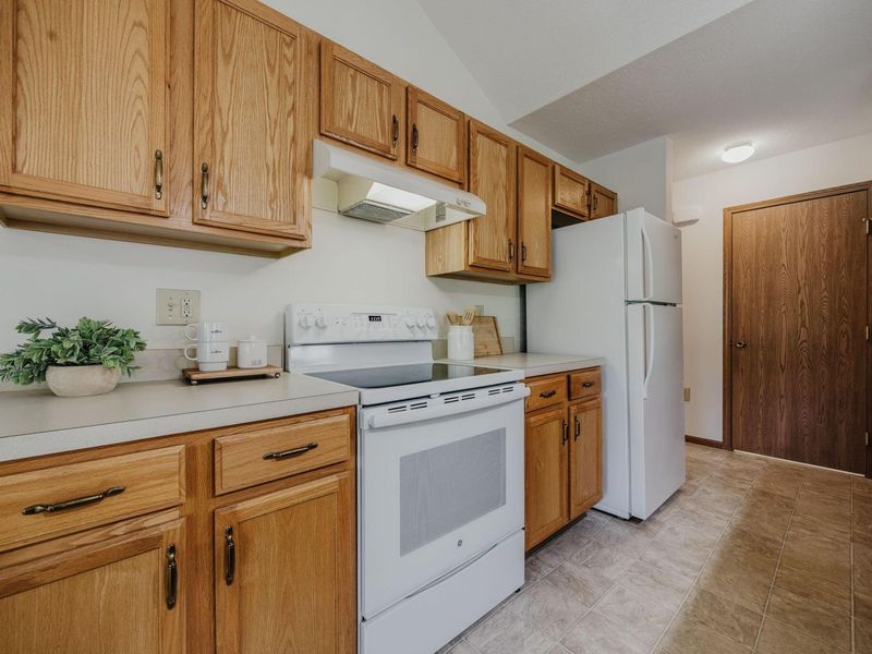 6817 Ridge Rock Drive, Unit 13, New Albany, OH 43054 Photo 26