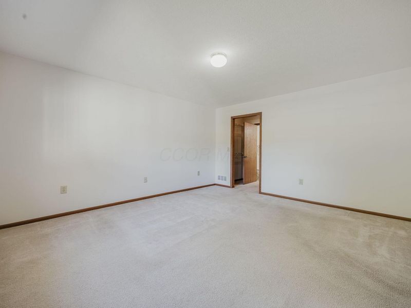 6817 Ridge Rock Drive, Unit 13, New Albany, OH 43054 Photo 39