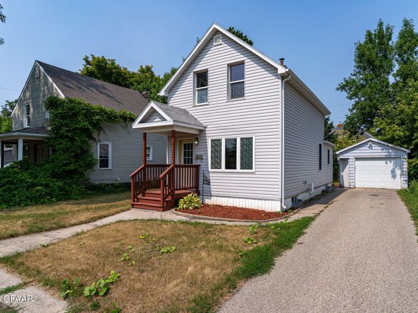317 HURLBUT Street, Crookston, MN 56716