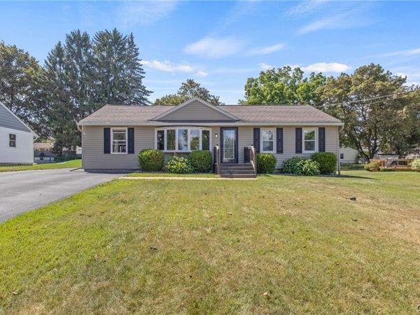 200 Camillus Drive, Camillus, NY 13031
