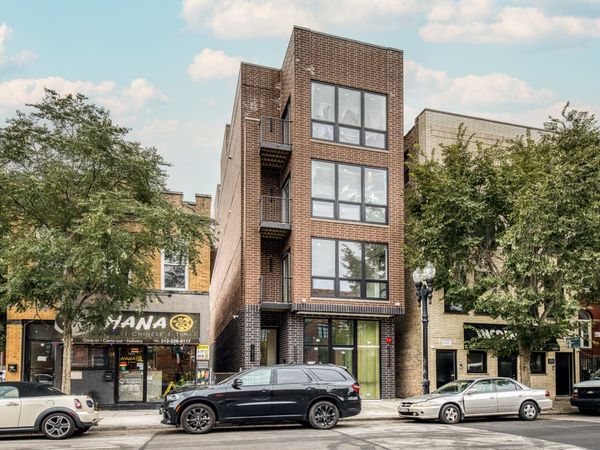 1313 W Taylor Street , Unit 2, Chicago, IL 60607