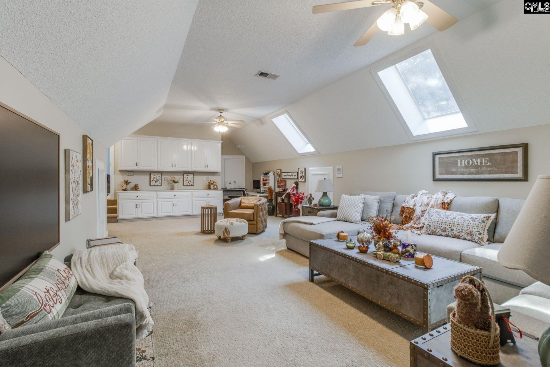 447 Longtown Road W Photo 41
