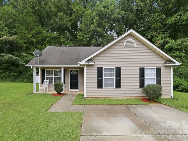 5205 Windy Valley Drive, Charlotte, NC 28208