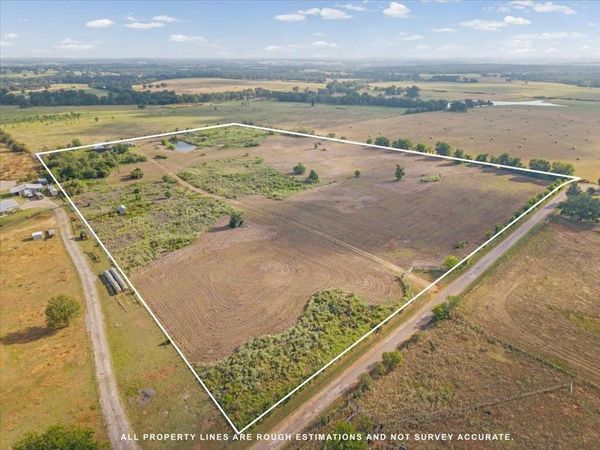 1265 County Road 410, Lexington, TX 78947