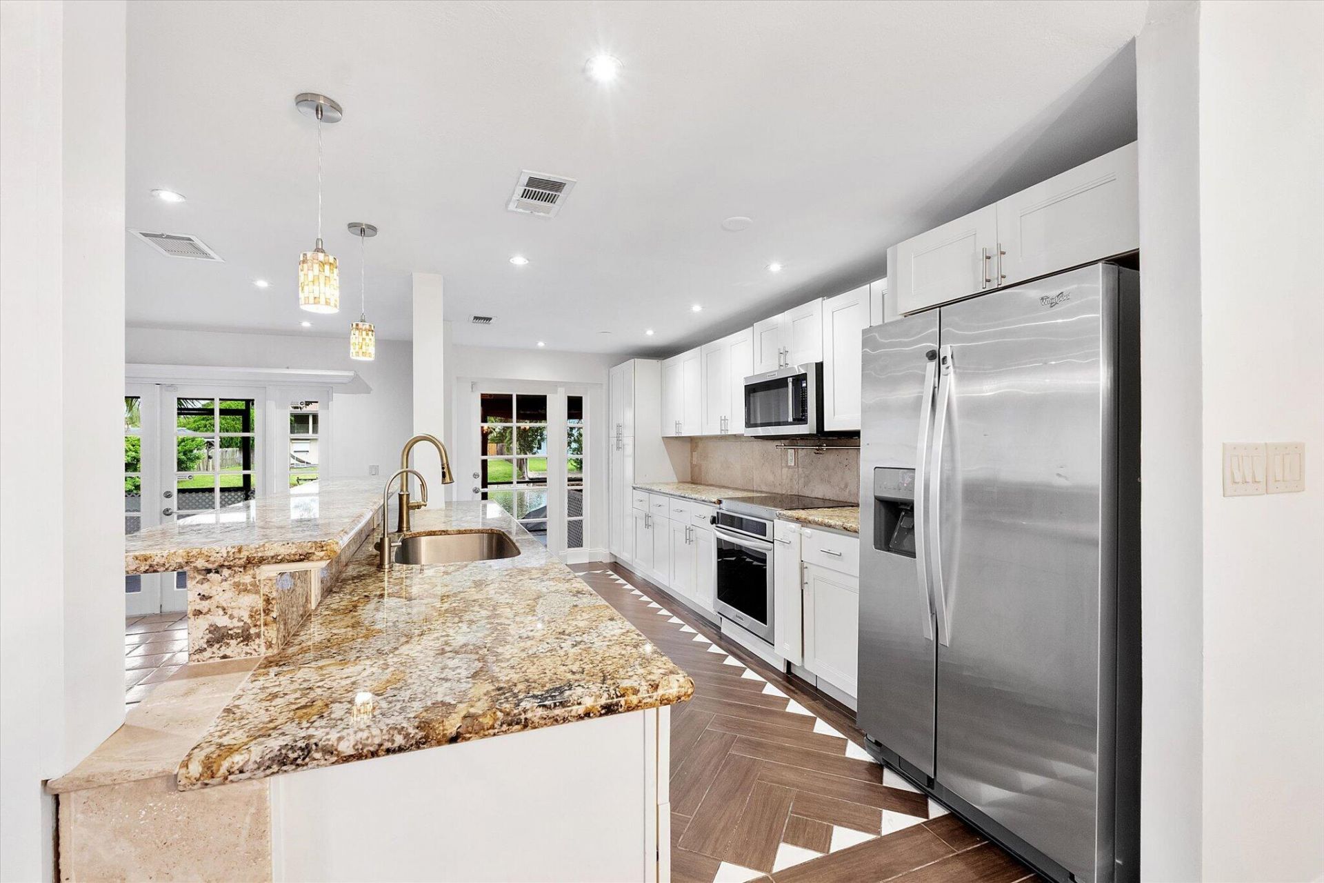 9897 Fairway Cove Lane, Plantation, FL 33324 Photo