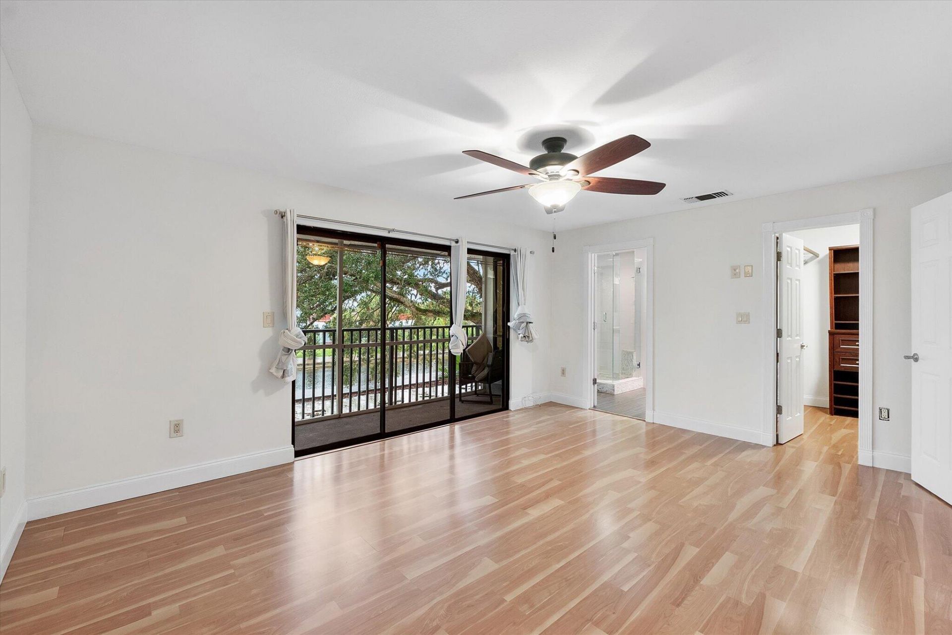9897 Fairway Cove Lane, Plantation, FL 33324 Photo