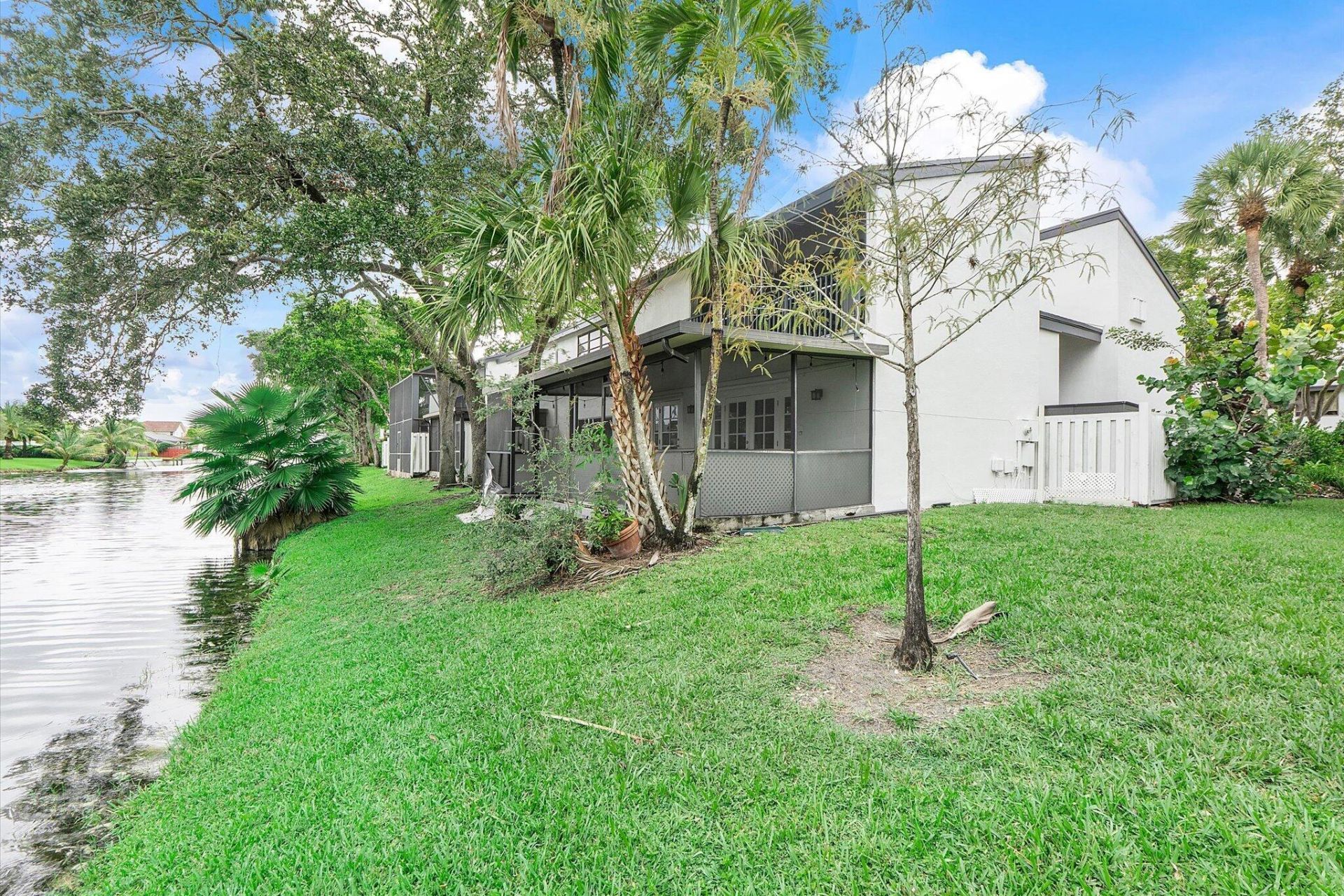 9897 Fairway Cove Lane, Plantation, FL 33324 Photo