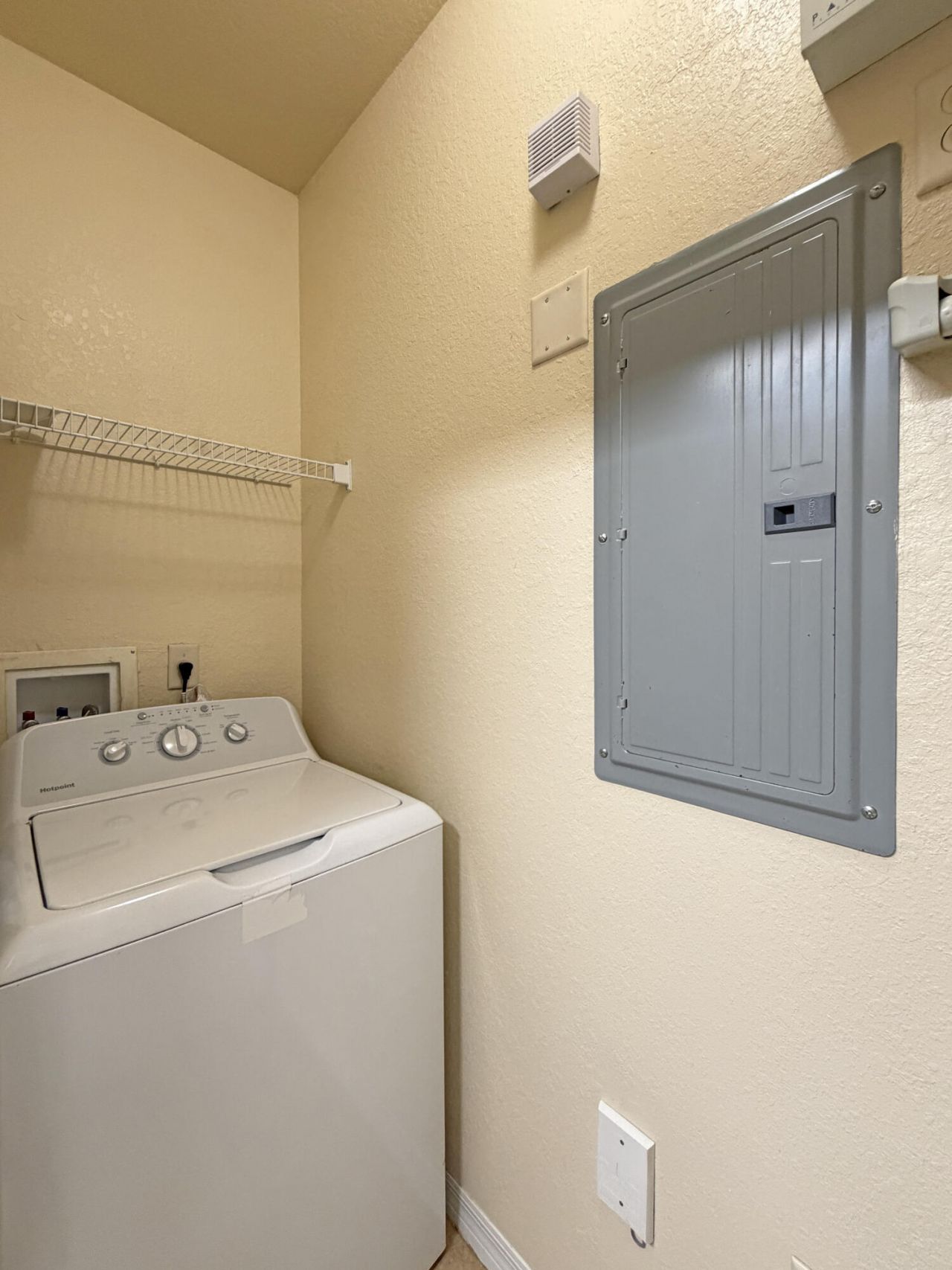 140 SW Peacock Boulevard, Unit 21-206, Port Saint Lucie, FL 34986 Photo