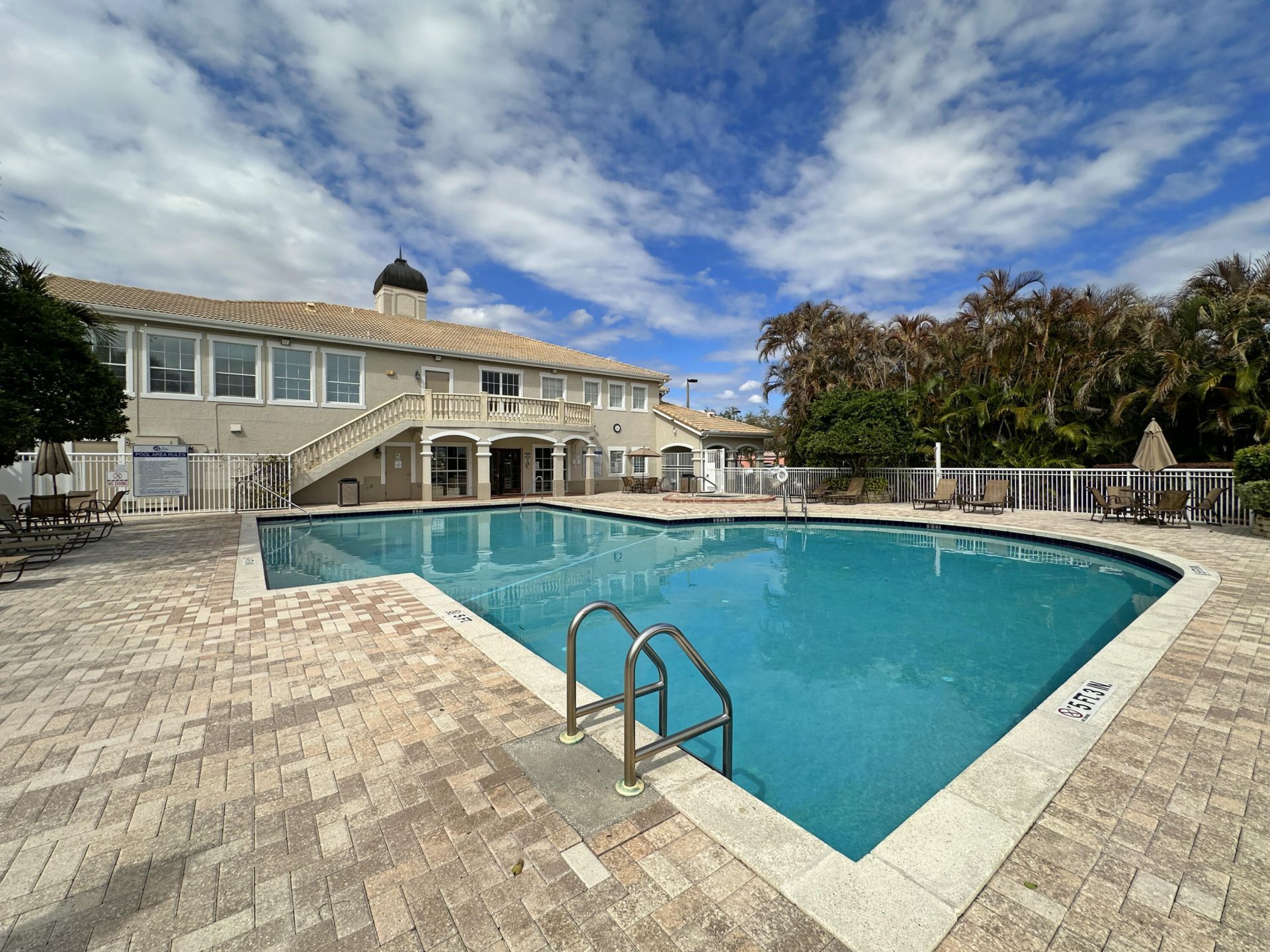 140 SW Peacock Boulevard, Unit 21-206, Port Saint Lucie, FL 34986 Photo