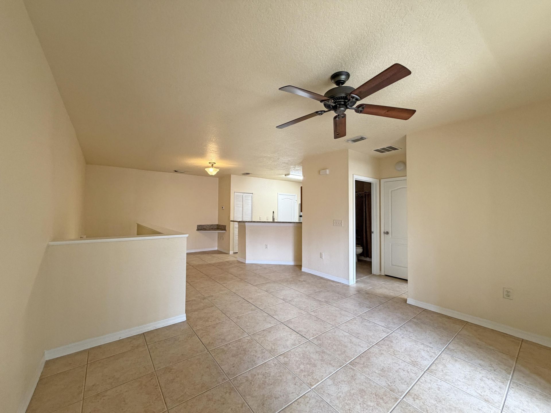 140 SW Peacock Boulevard, Unit 21-206, Port Saint Lucie, FL 34986 Photo