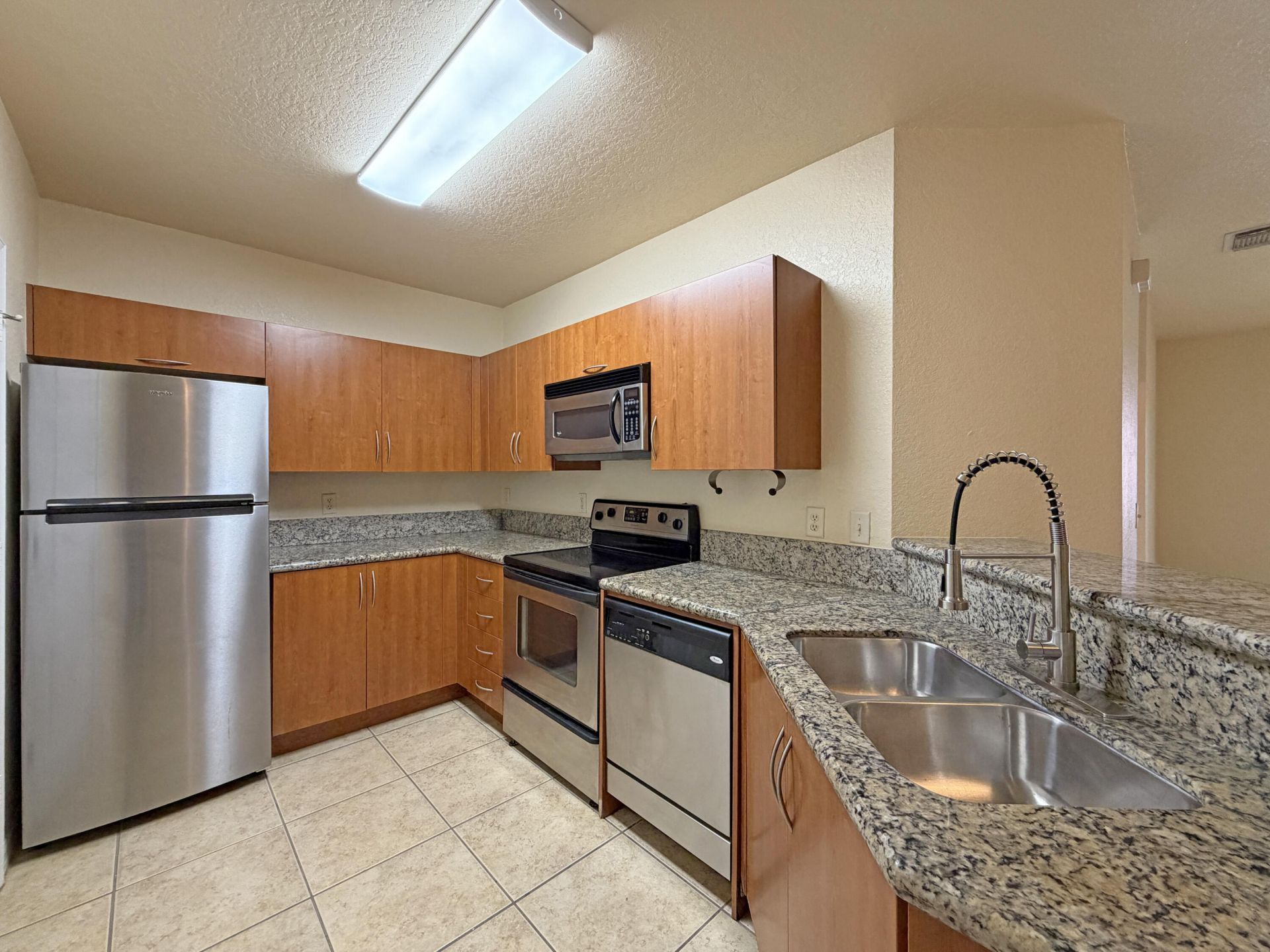 140 SW Peacock Boulevard, Unit 21-206, Port Saint Lucie, FL 34986 Photo