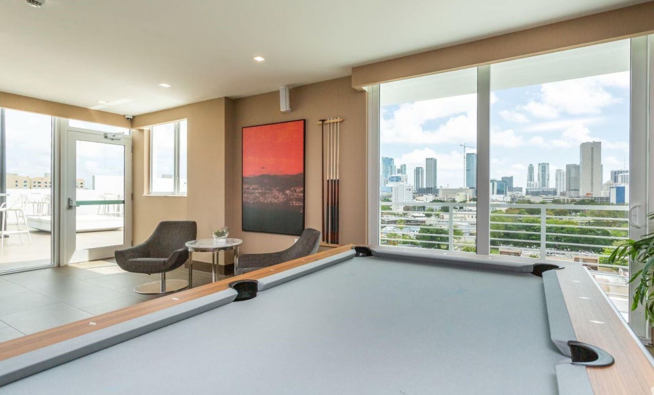 729 NW 2 Street, Unit 605, Miami, FL 33128 Photo