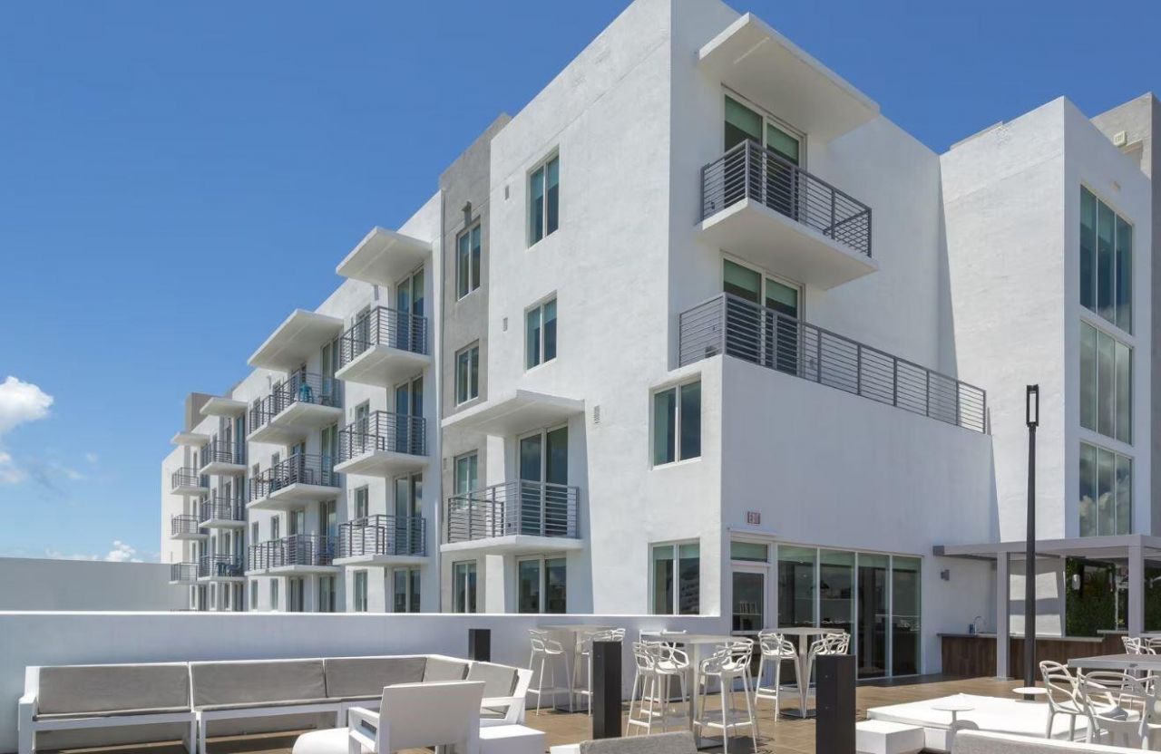 729 NW 2 Street, Unit 605, Miami, FL 33128 Photo