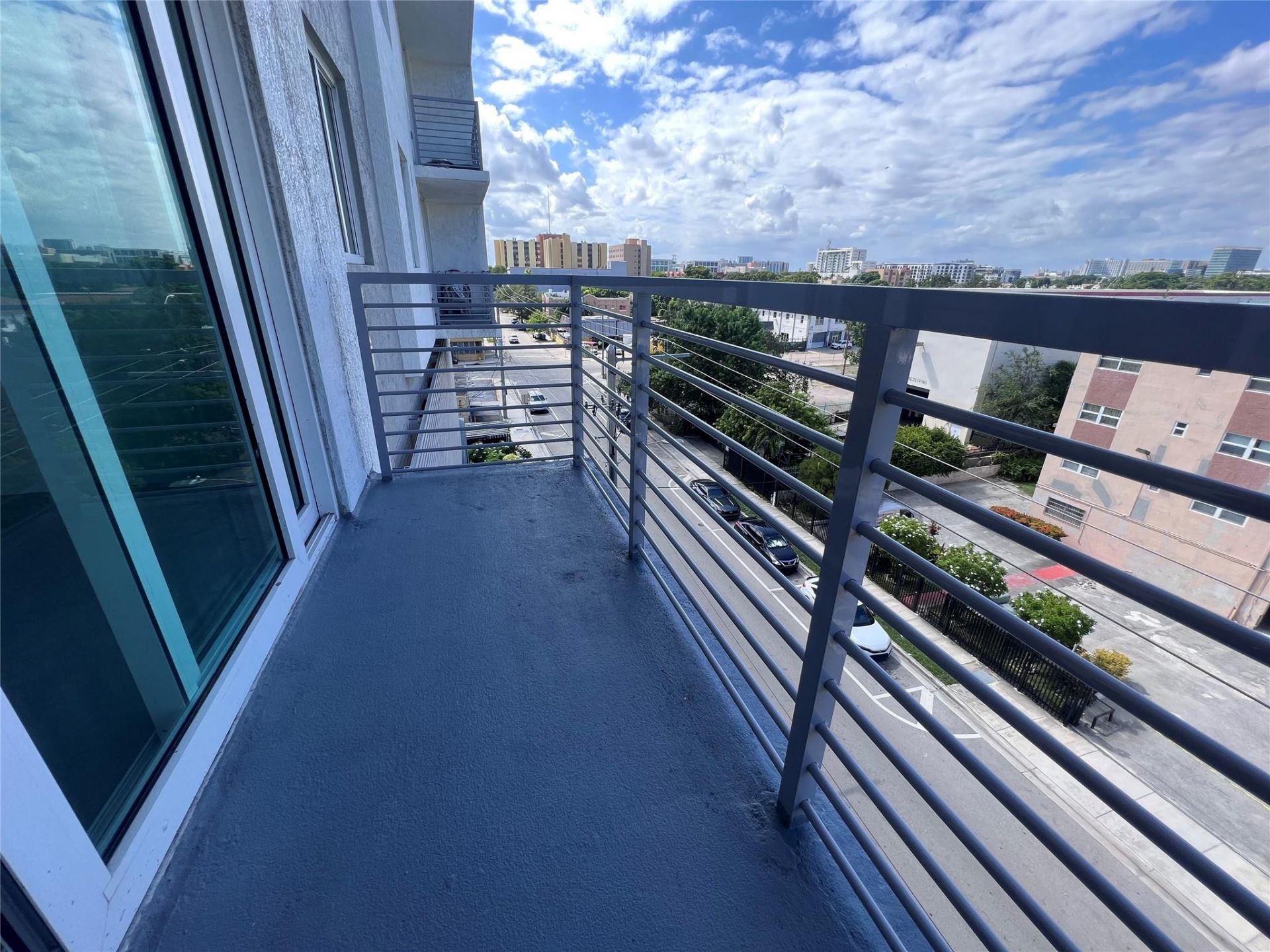 729 NW 2 Street, Unit 605, Miami, FL 33128 Photo