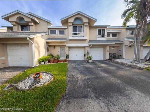 2047 DISCOVERY Circle E, Deerfield Beach, FL 33442