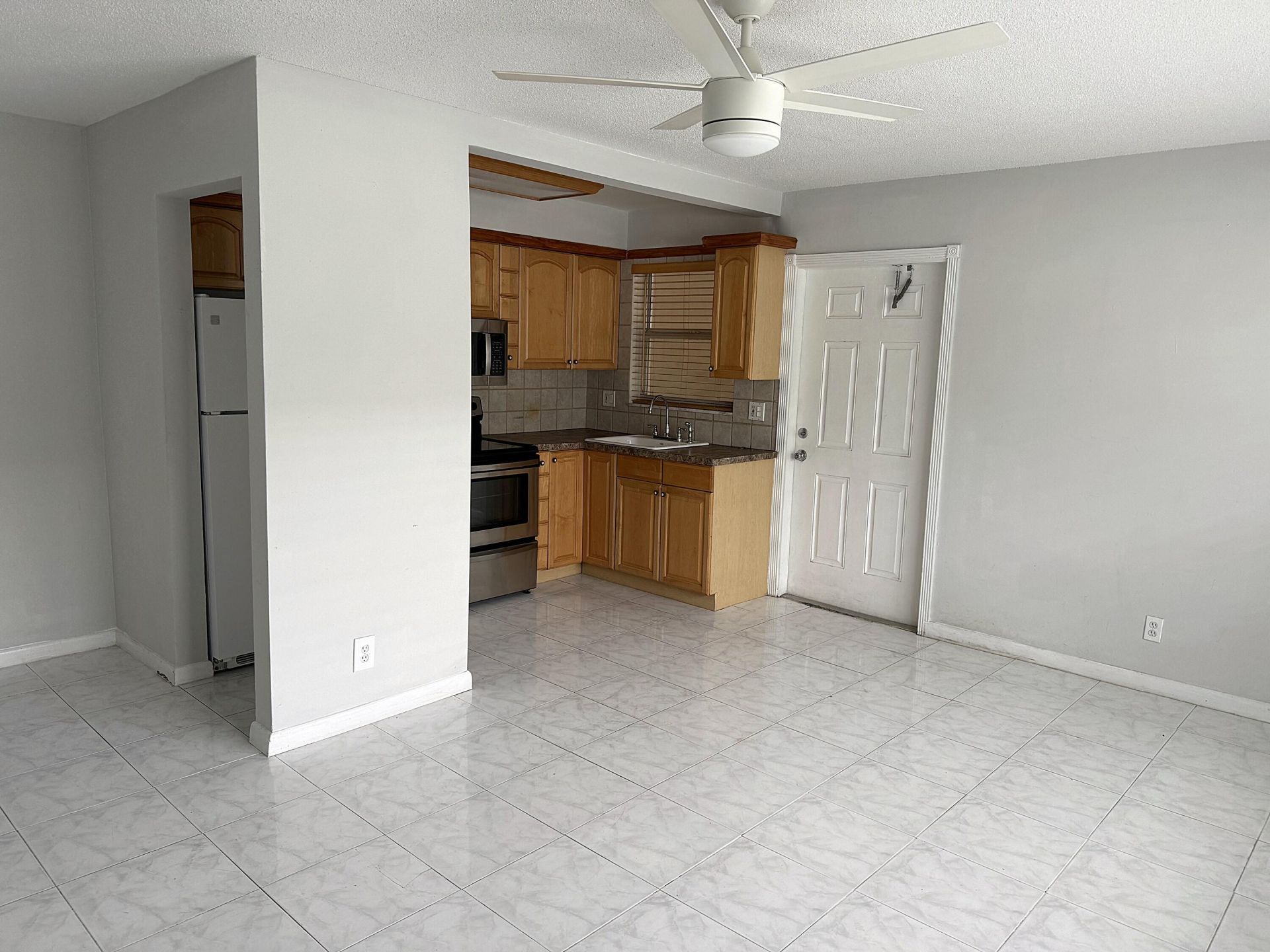 3216 NE 13th Street, Unit 11, Pompano Beach, FL 33062 Photo