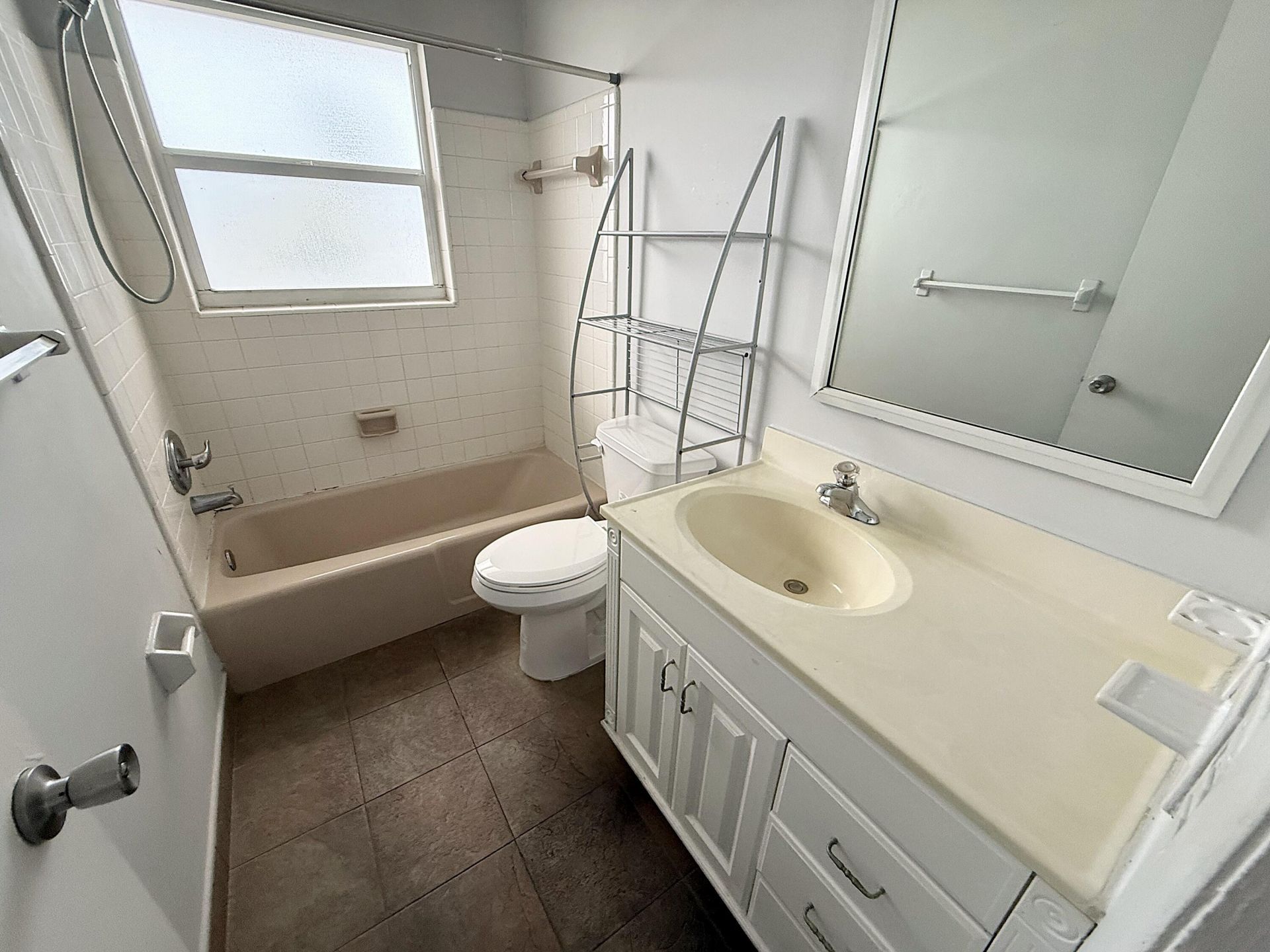 3216 NE 13th Street, Unit 11, Pompano Beach, FL 33062 Photo