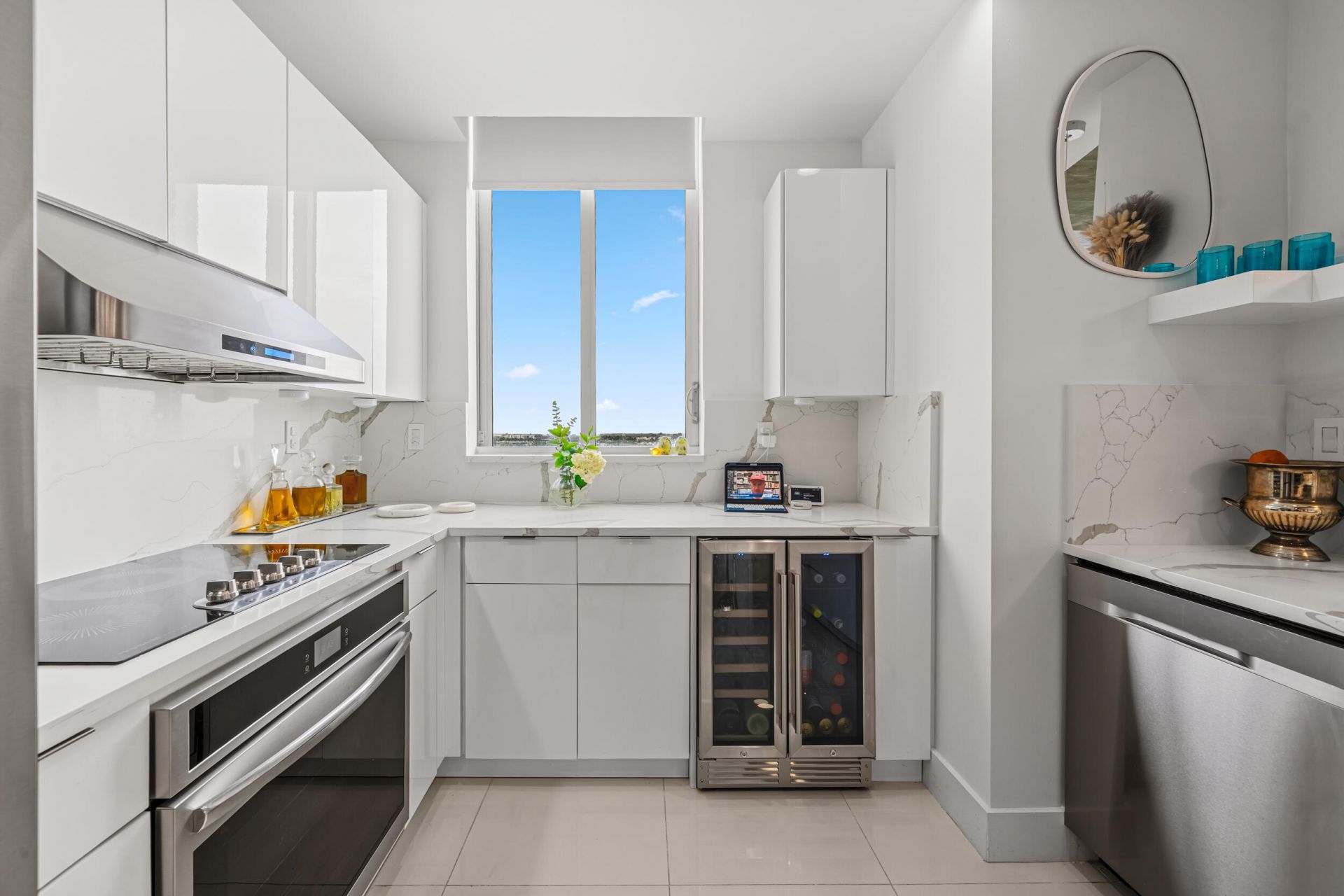 300 S Australian Avenue, Unit 907, West Palm Beach, FL 33401 Photo