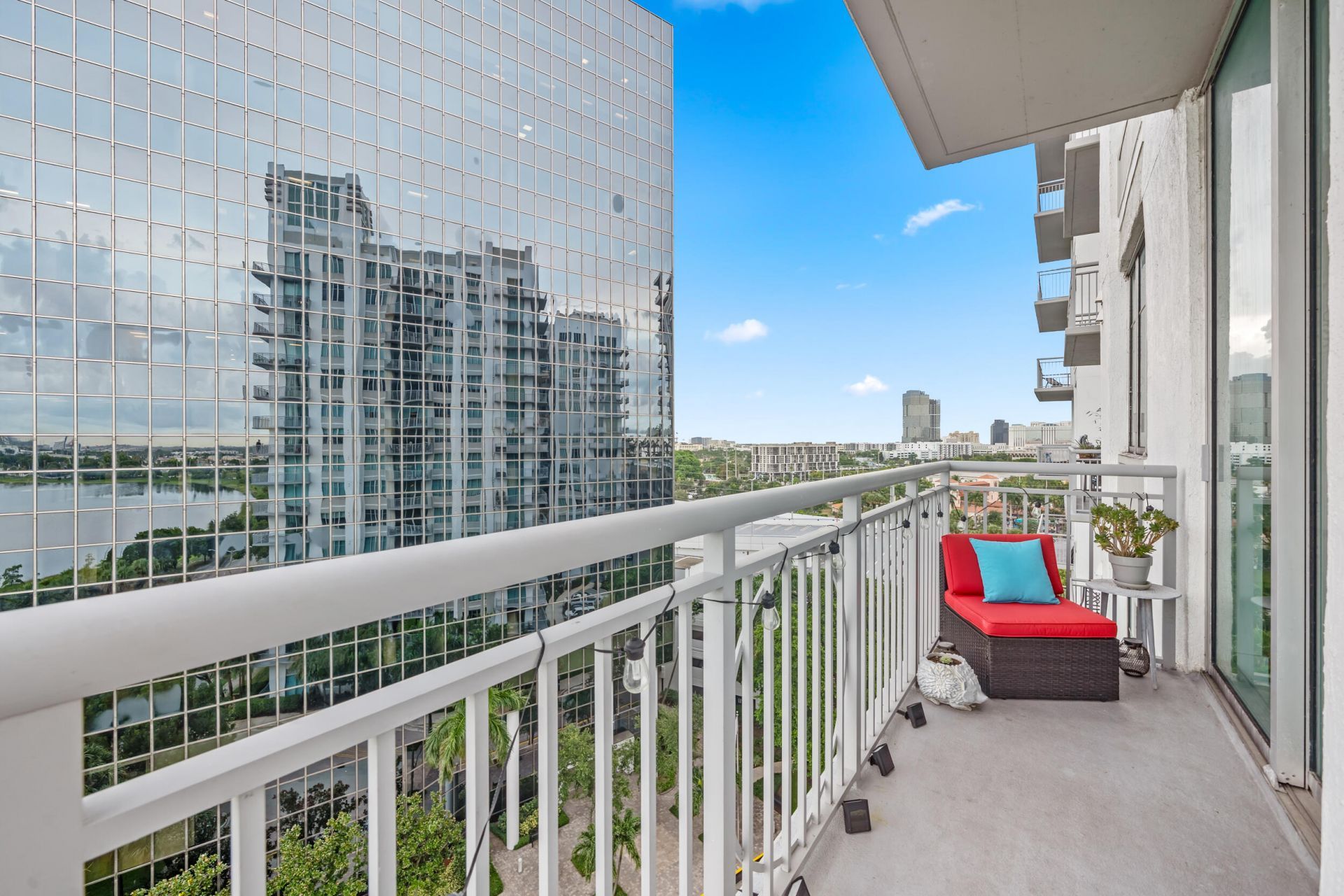 300 S Australian Avenue, Unit 907, West Palm Beach, FL 33401 Photo