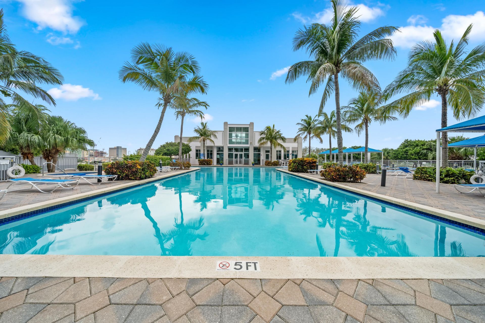 300 S Australian Avenue, Unit 907, West Palm Beach, FL 33401 Photo