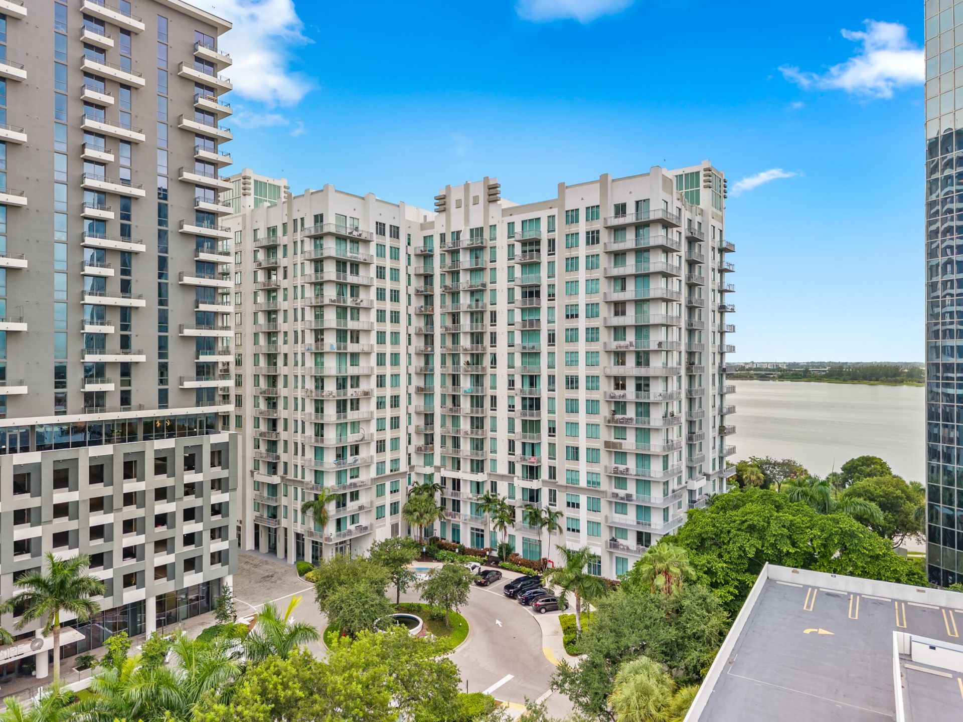 300 S Australian Avenue, Unit 907, West Palm Beach, FL 33401 Photo