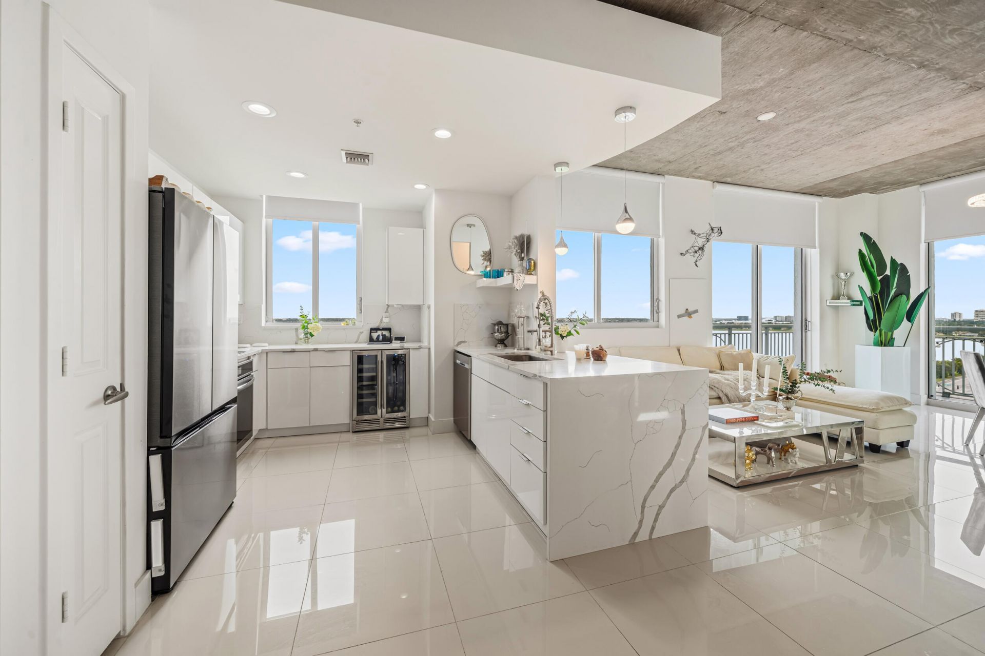 300 S Australian Avenue, Unit 907, West Palm Beach, FL 33401 Photo